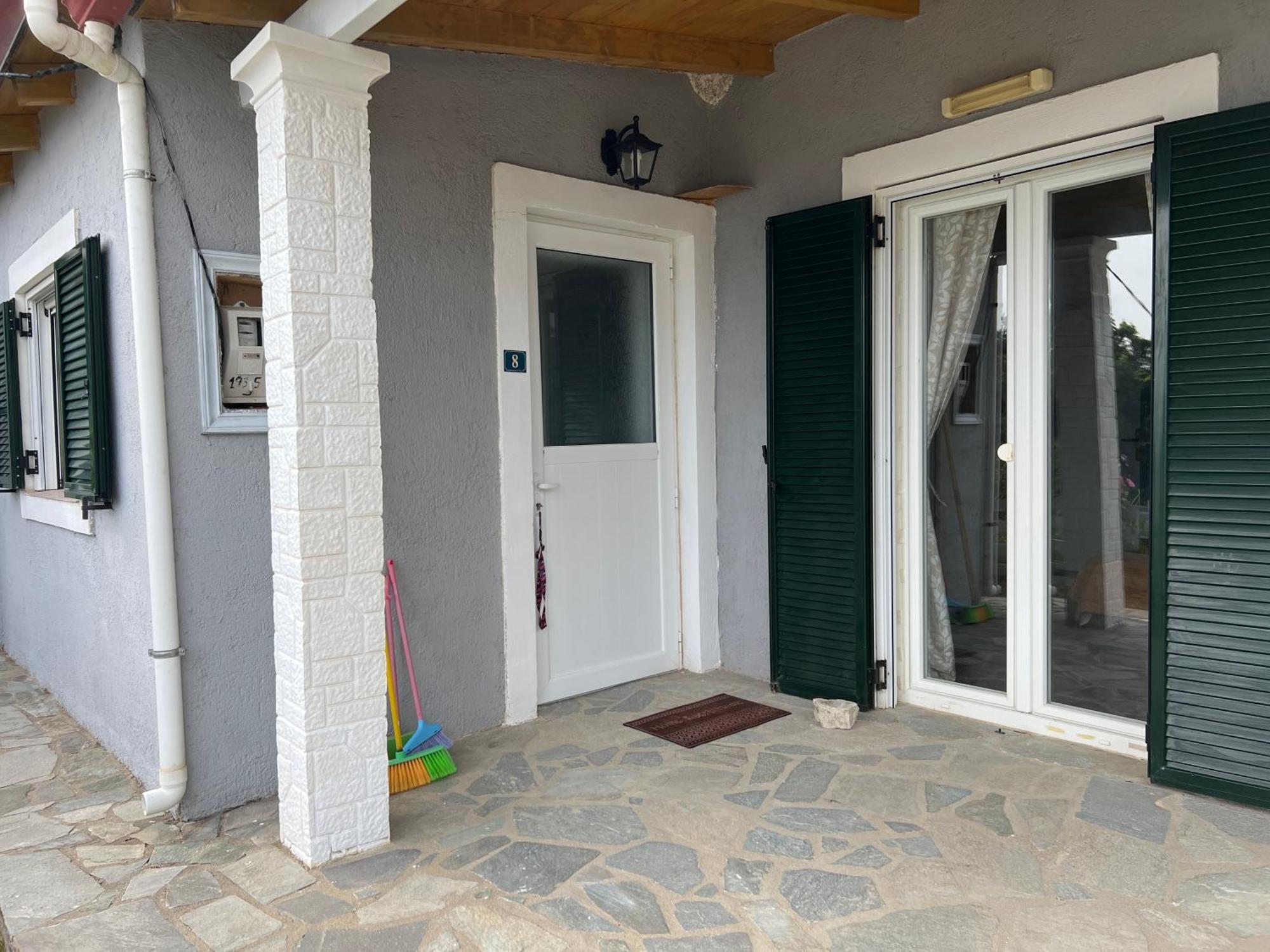 Hamre Apartments Agios Georgios Pagon Exterior foto